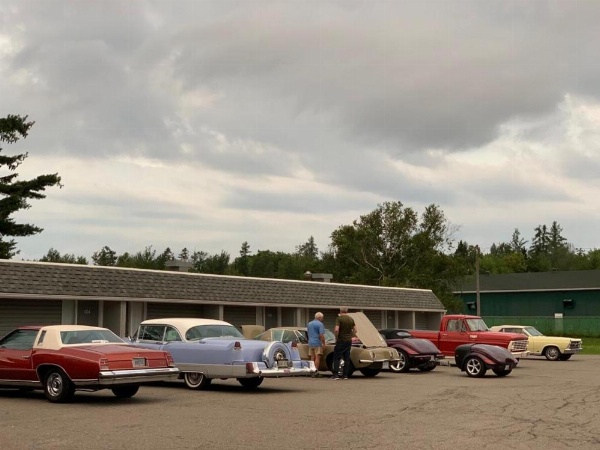 Ambassador Motel image 22